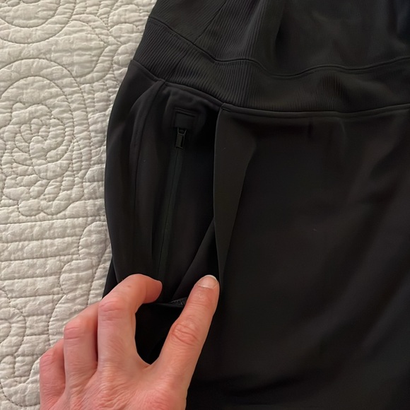 Athleta Venice Black Jogger Pants - Picture 3 of 5